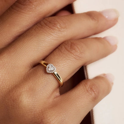 De la Paix Amore 14 karat gold ring with diamond 0.14 carat