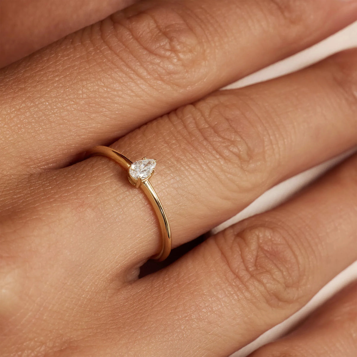 De la Paix Eloise 14 karat gold ring with diamond 0.15 carat