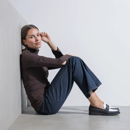 Vendôme Blandine black and white calfskin leather loafers
