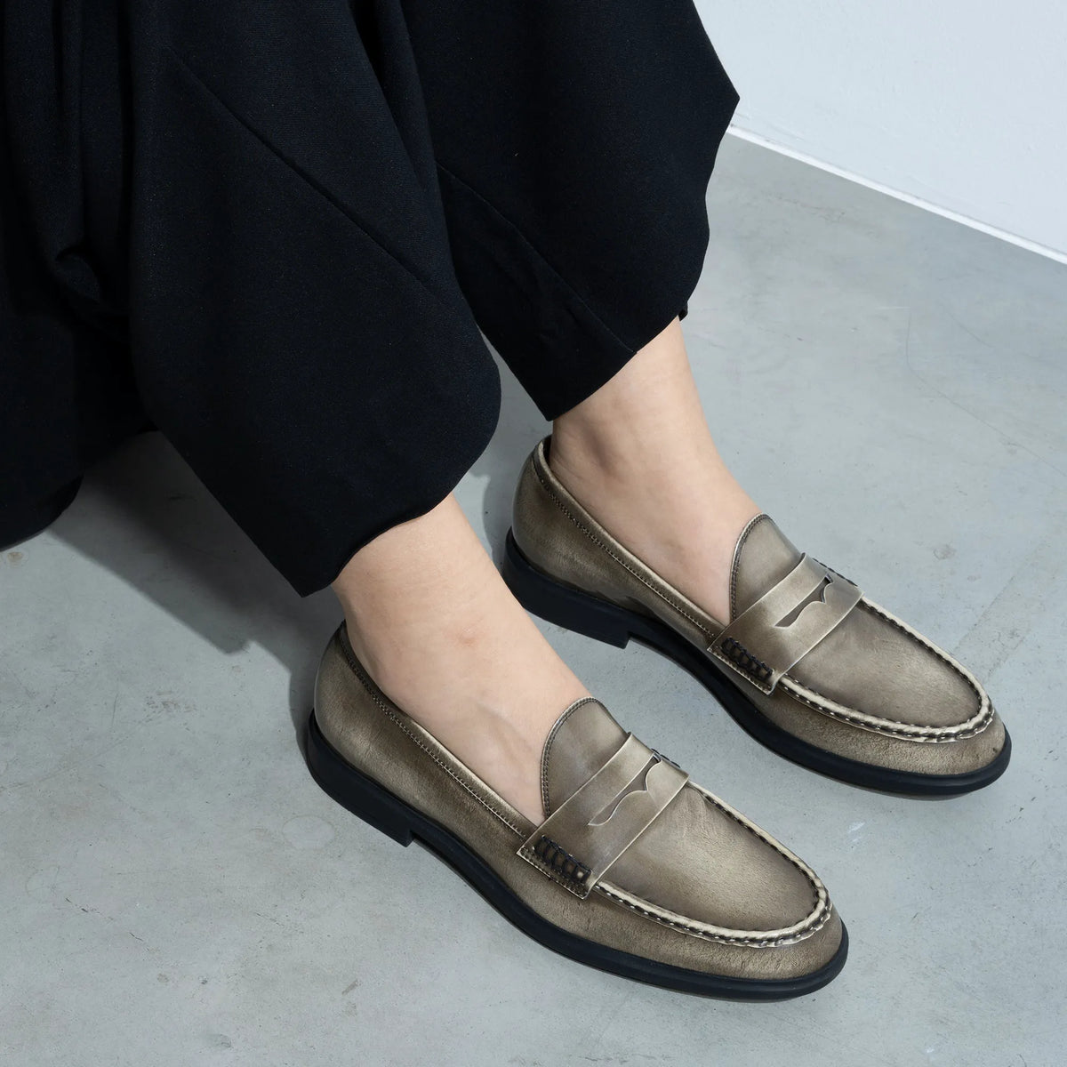 Vendôme Blandine cream spazzolato leather loafers