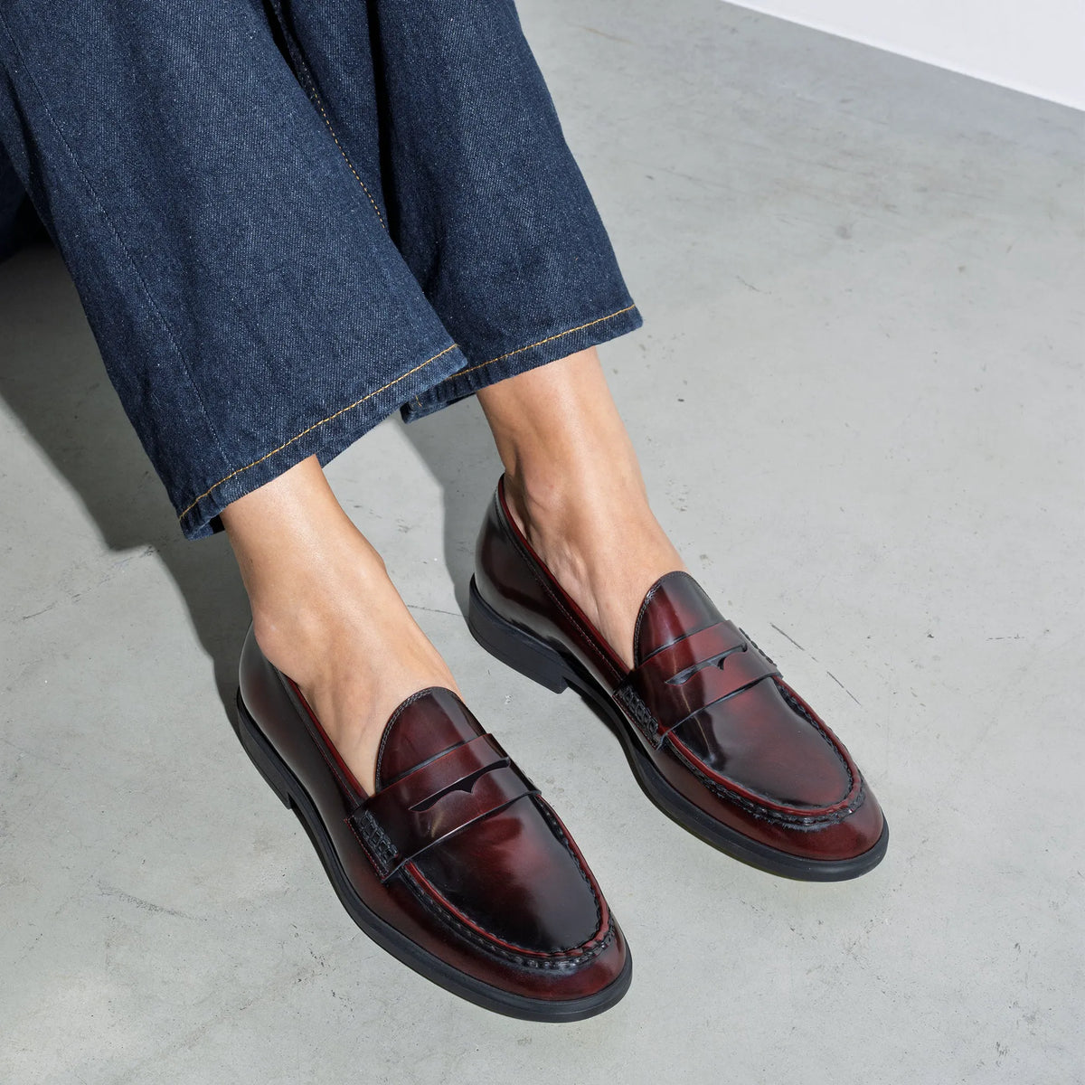 Vendôme Blandine bordeaux red spazzolato leather loafers
