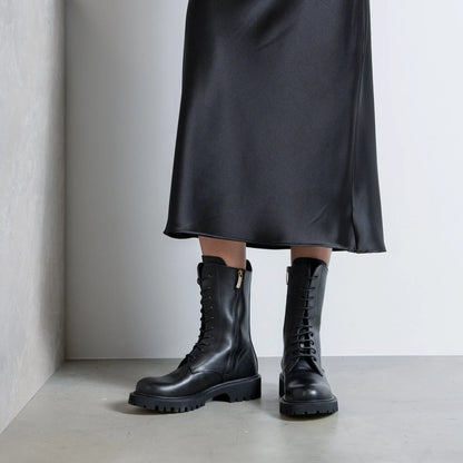 Vendôme Myrthe black calfskin leather lace up boots