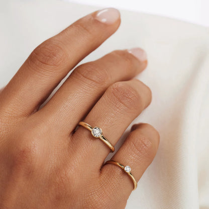 De la Paix Inaya 14 karat gold ring with diamond 0.01 carat