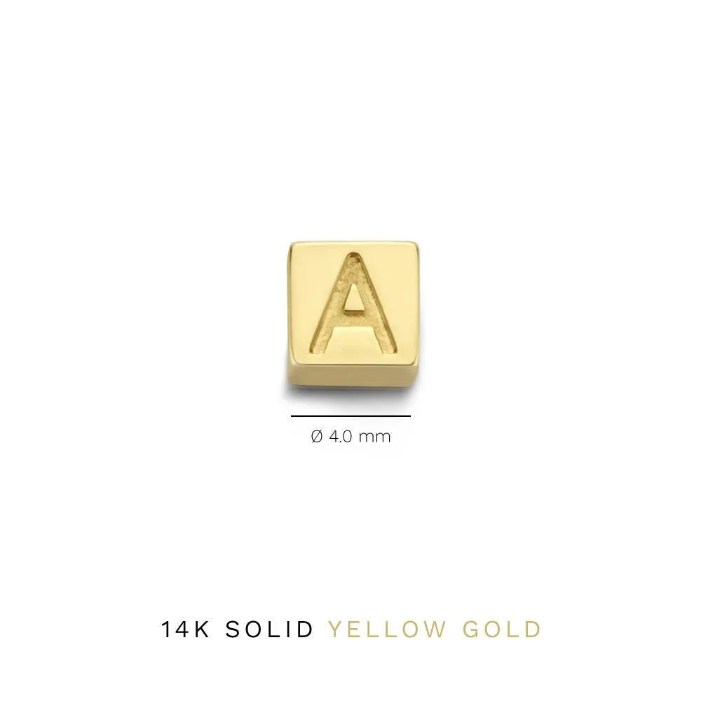 Le Marais Felie 14 karat gold cube initial charm with letter