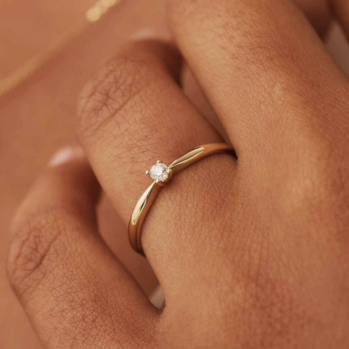 De la Paix Céline 14 karat gold ring with diamond 0.05 carat