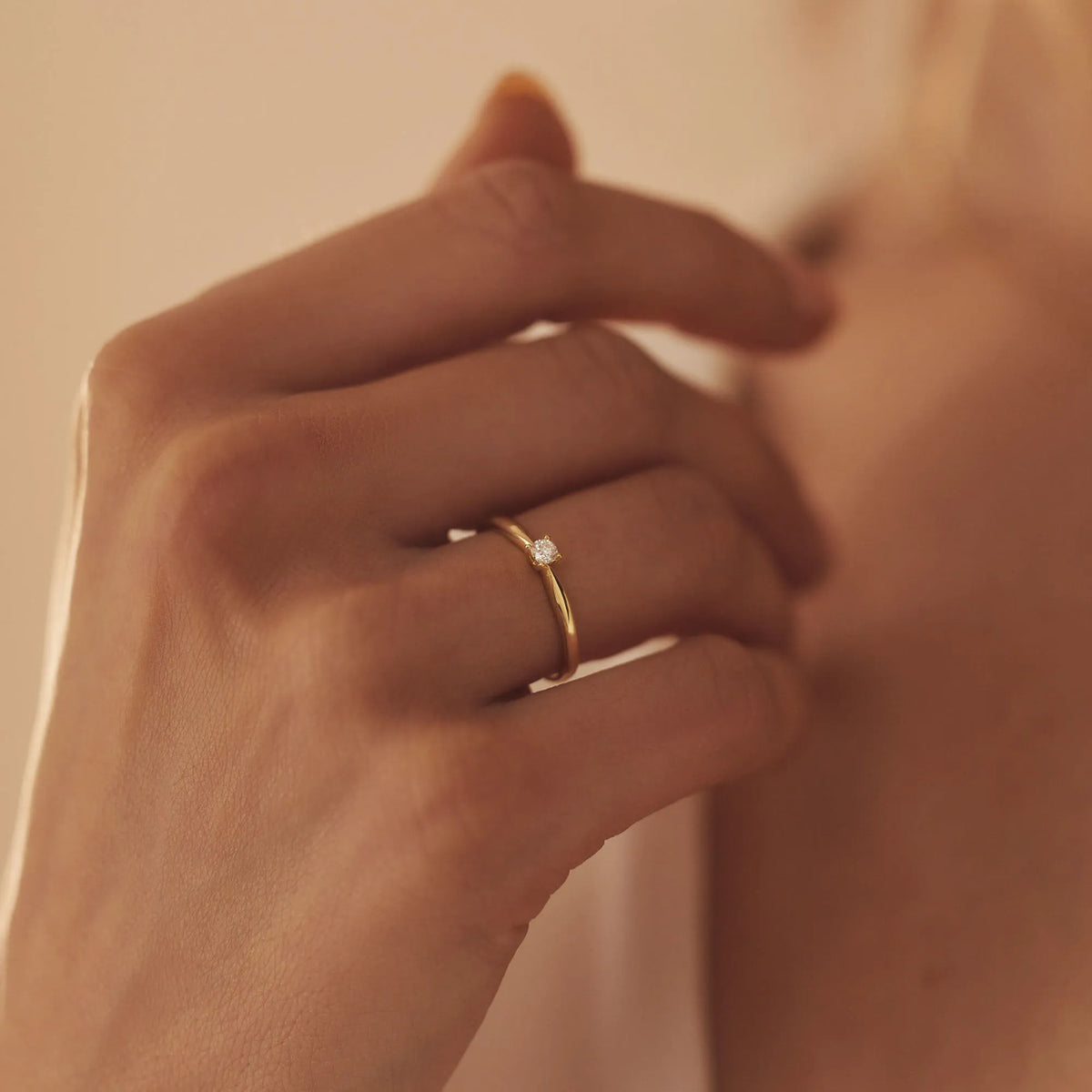 De la Paix Christine 14 karat gold ring with diamond 0.10 carat