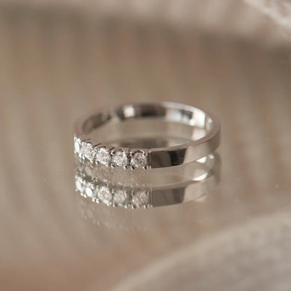 De la Paix Madeline 14 karat white gold ring with diamond 0.20 carat