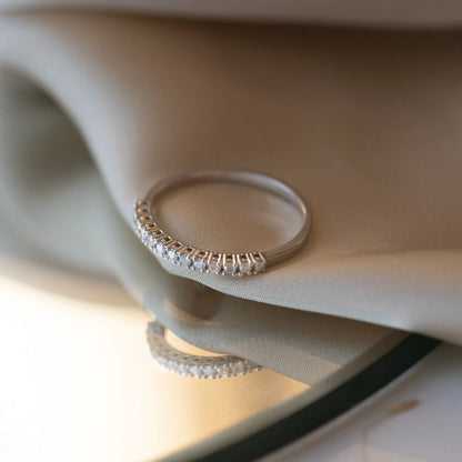 De la Paix Madeline 14 karat white gold ring with diamond 0.14 carat