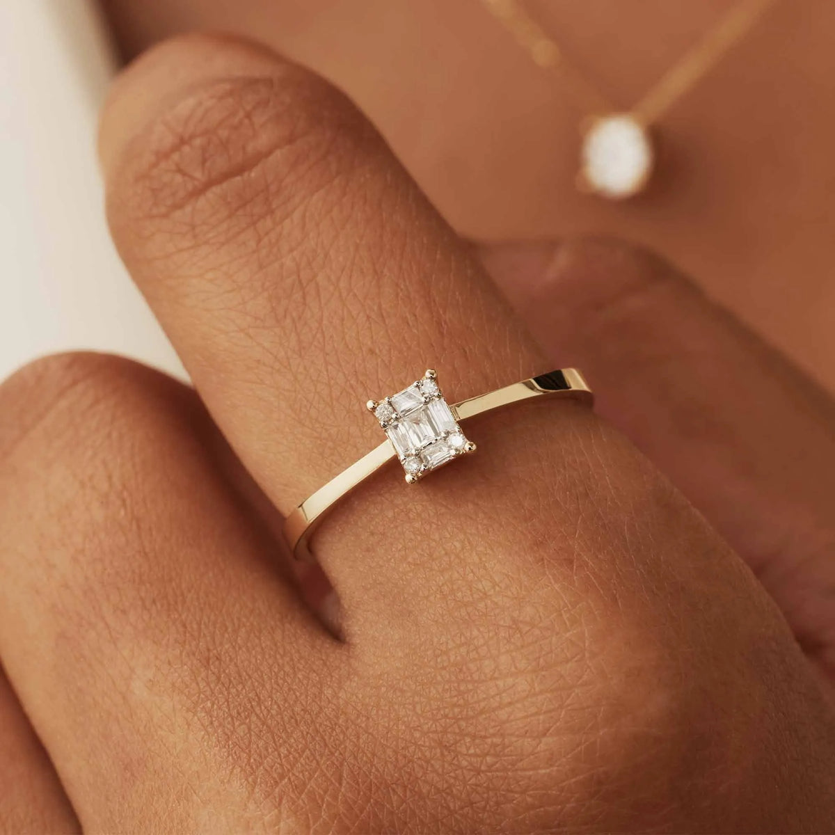 De la Paix Maxime 14 karat gold ring with diamond 0.13 carat