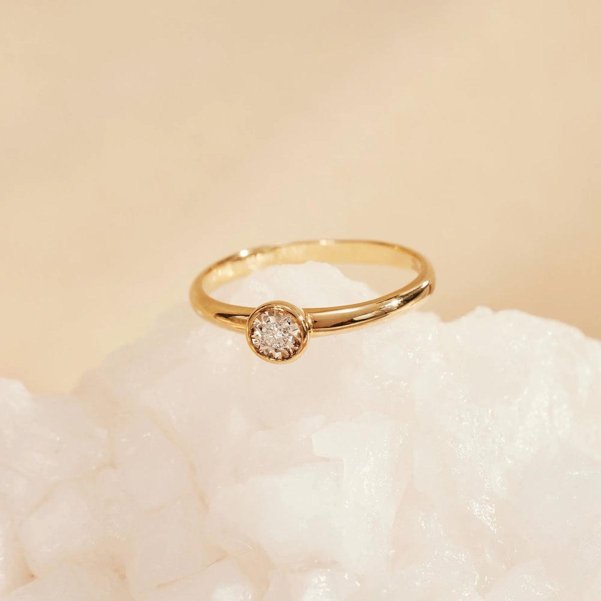 De la Paix Inaya 14 karat gold ring with diamond 0.03 carat